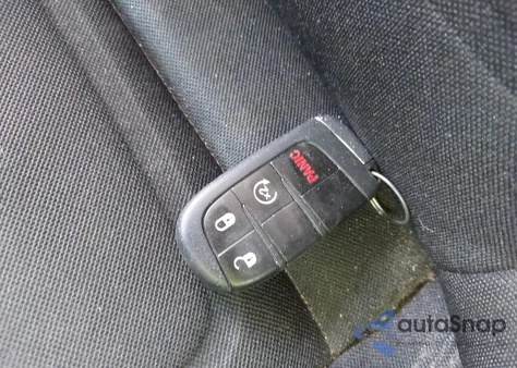 2019 Jeep Renegade Latitude Fwd z USA, uszkodzony, nr VIN ZACNJABB8KPK77433